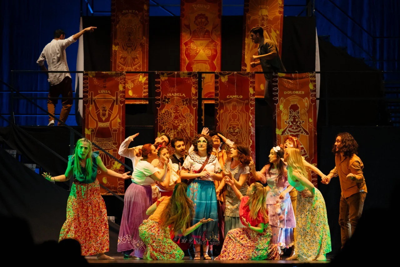 Vitruvians Performing Arts – La compagnia